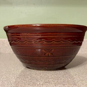Marcrest Handcrafted Brown Oven Proof Stoneware Bowl EUC